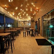 cocktail lounge near me